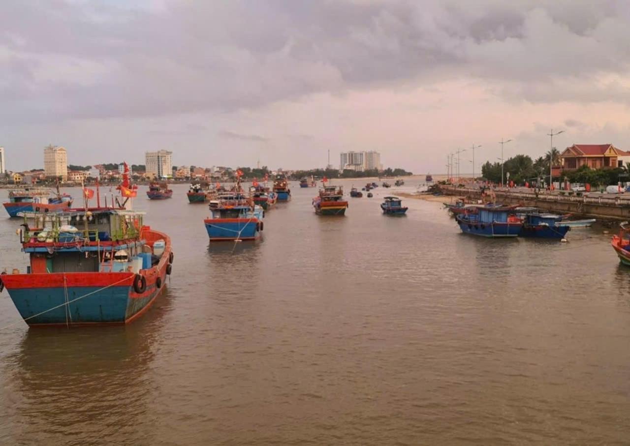 Aumori Hostel Ðồng Hới Ngoại thất bức ảnh